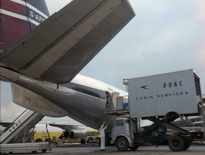 1962 Commer VA BOAC Cabin services loader