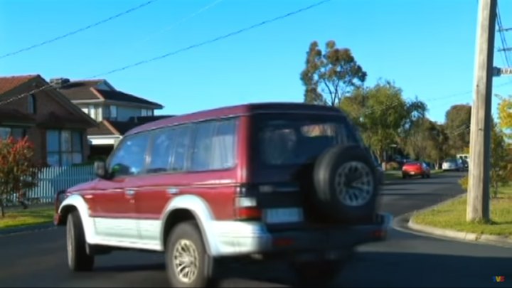 1992 Mitsubishi Pajero GLS [V40/NH]