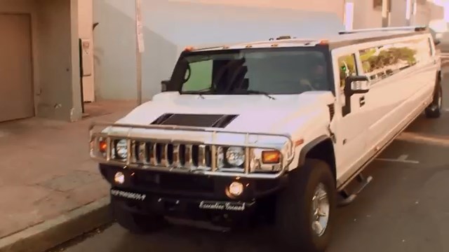 2006 Hummer H2 SUT Stretched Limousine [GMT913]