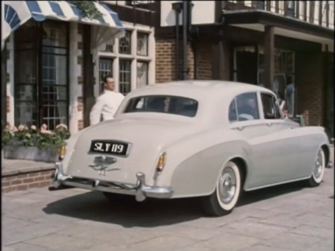 1956 Rolls-Royce Silver Cloud I James Young Saloon