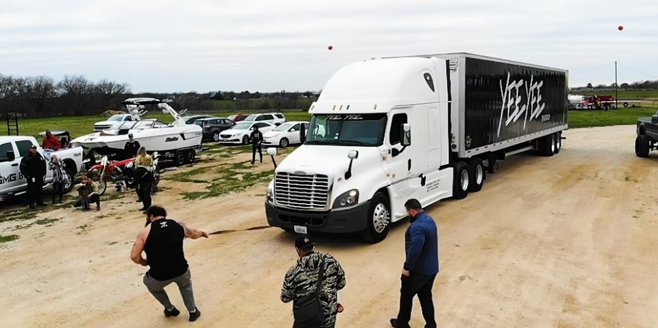 2011 Freightliner Cascadia [P3]