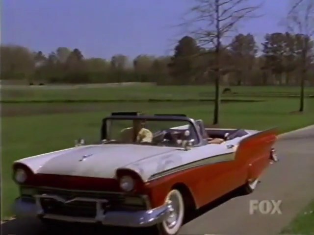 1957 Ford Fairlane 500 Sunliner [76B]