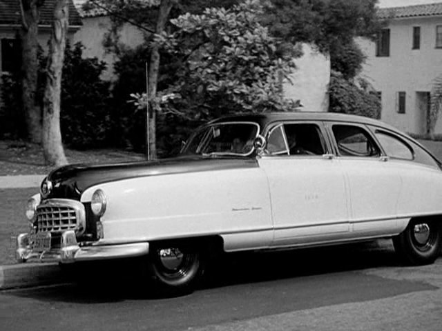 1950 Nash Ambassador Super 4-door Airflyte Sedan [5068]