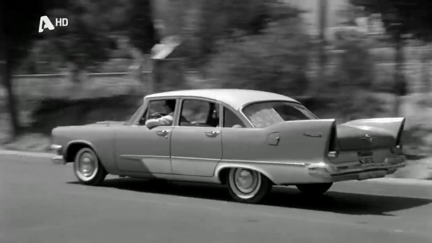 1957 Dodge Kingsway de luxe