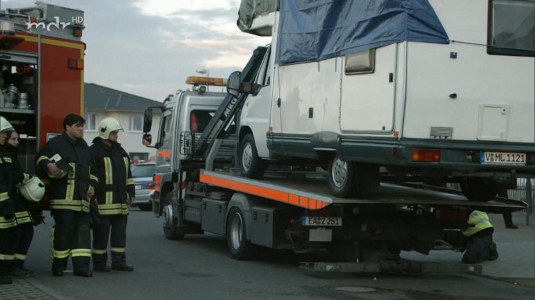 2004 Mercedes-Benz Atego with MKG crane