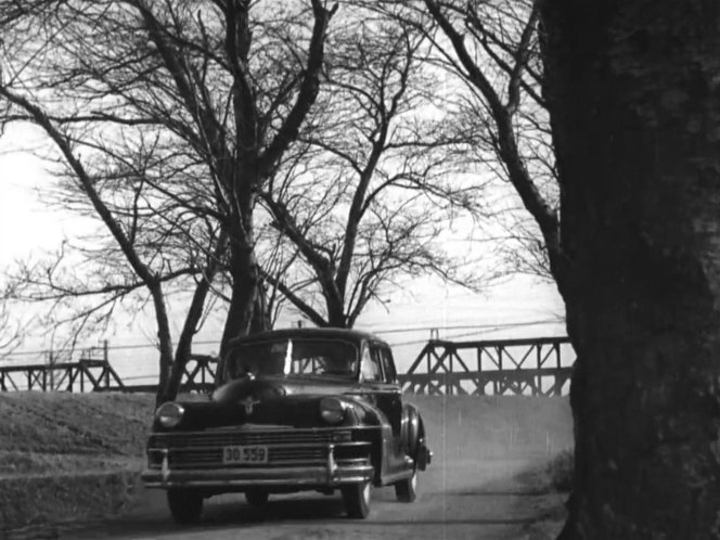 1946 Chrysler Windsor 4-Door Sedan [C-38-W]