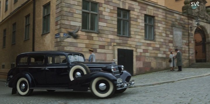 1934 Cadillac Series 355-D 7-Passenger Imperial [34663]