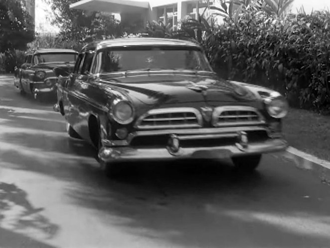 1955 Chrysler Windsor De Luxe Four-Door Sedan [C-67]