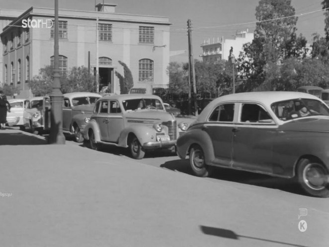 1939 Oldsmobile 70 Four-Door Sedan