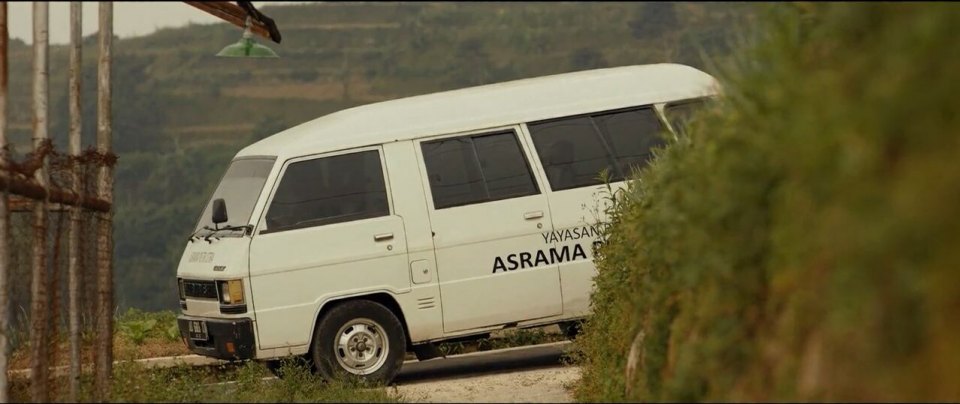 Mitsubishi Colt L300