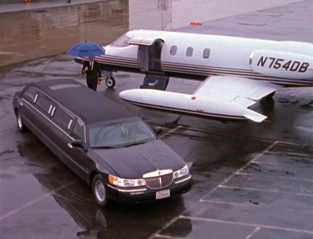 1998 Lincoln Town Car Stretched Limousine