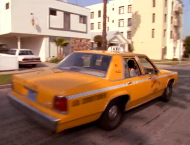 1988 Ford LTD Crown Victoria