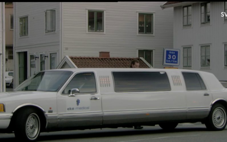 1993 Lincoln Town Car Stretched Limousine