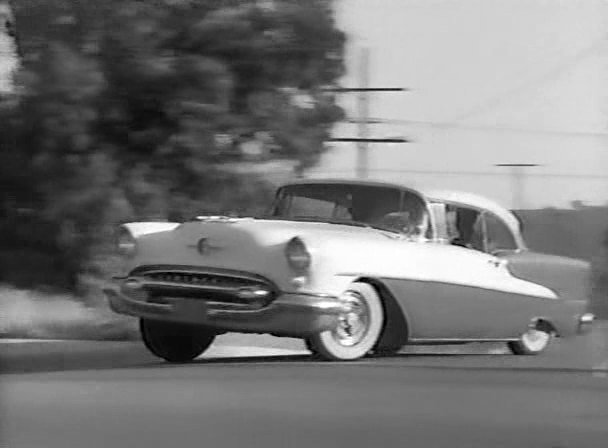 1955 Oldsmobile Super 88 Holiday Coupé [3637D]