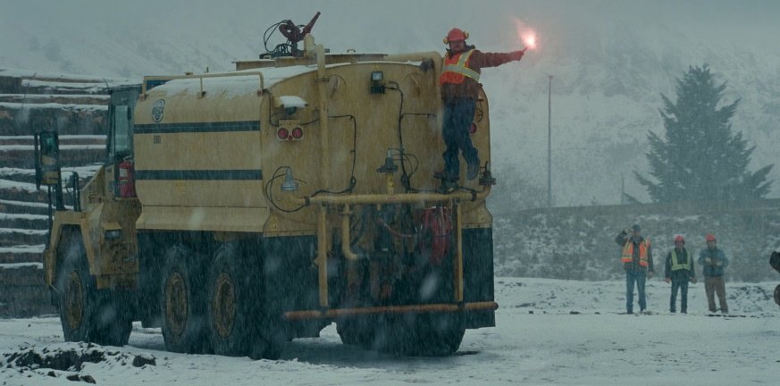 Komatsu HM 300 Water tanker