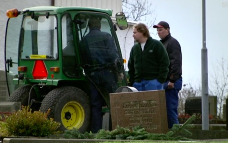 John Deere 4100