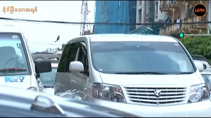 2002 Toyota Alphard V [AH10]