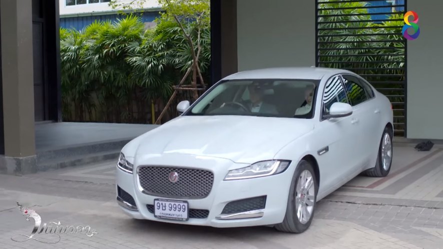 Jaguar XF [X260]