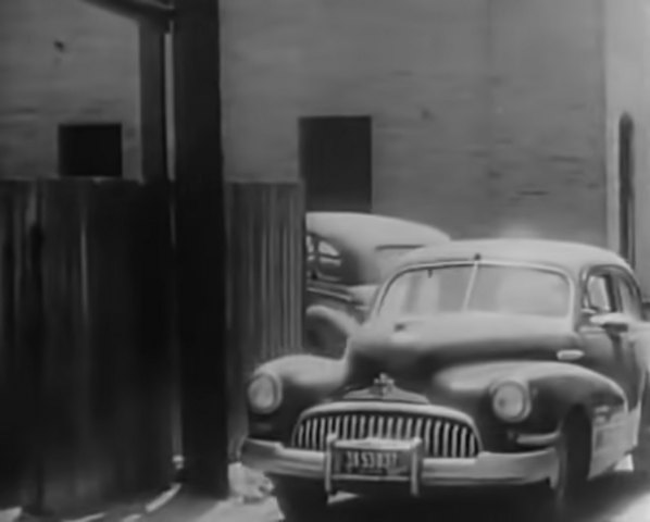 1942 Buick Super 4-door Sedan with 1947/48 grille [51]