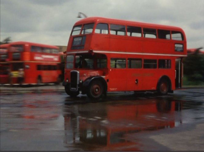 1949 Leyland Titan PD2 RTW 10 'Skid Pan Training'