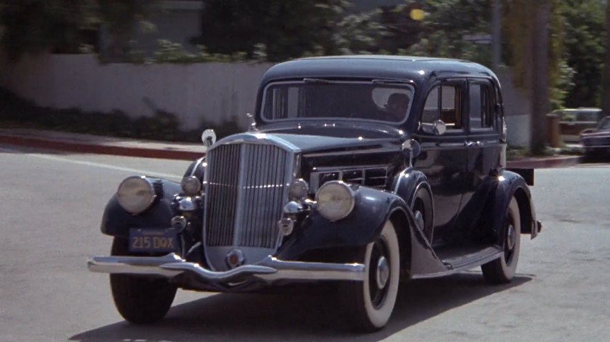 1935 Pierce-Arrow Model 845 Club Sedan