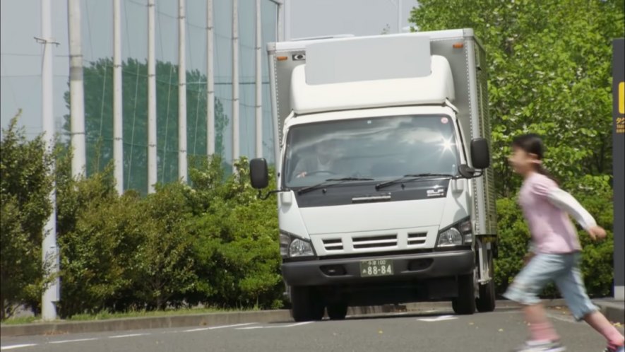 2004 Isuzu Elf