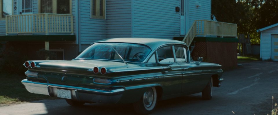 1960 Pontiac Laurentian 4-Door Sedan