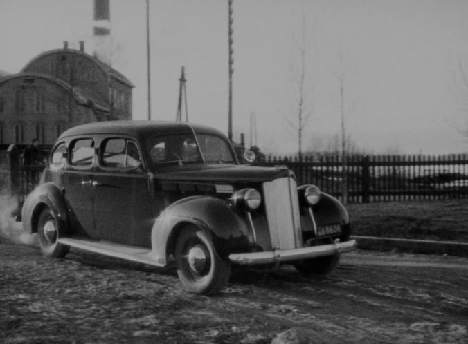 1938 Packard Six Touring Sedan [1600]