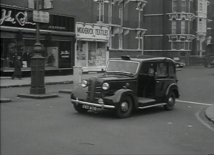 1954 Austin FX3 Taxi