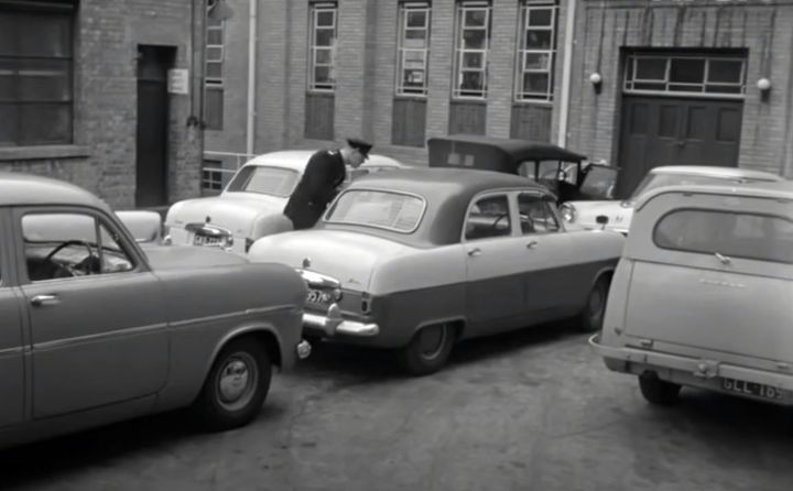 1954 Ford Zephyr Zodiac Saloon MkI [EOTTA]