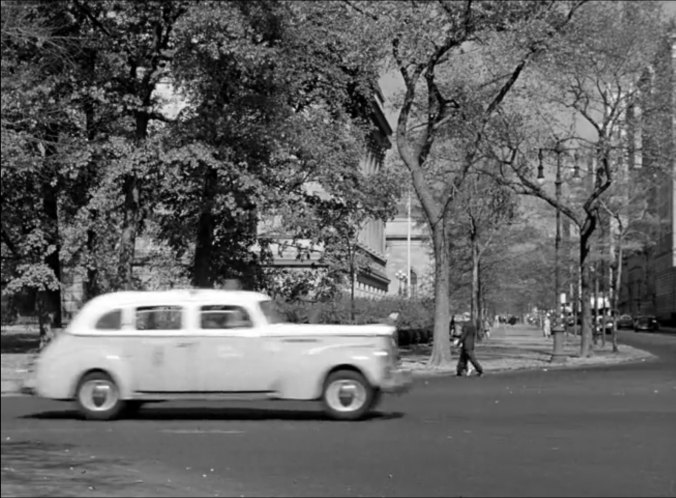 1941 Packard One-Ten Taxicab [1900-1482A]