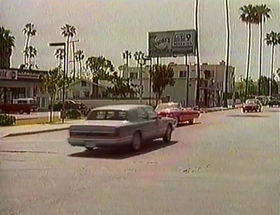 1990 Lincoln Town Car