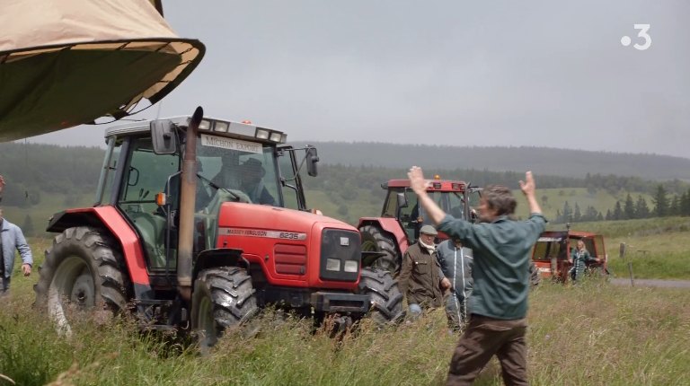 2002 Massey Ferguson 6235