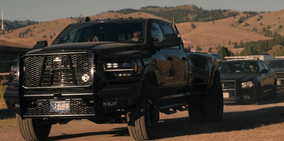 2019 Ram Heavy Duty 3500 CrewCab Limited Night Edition [D2]