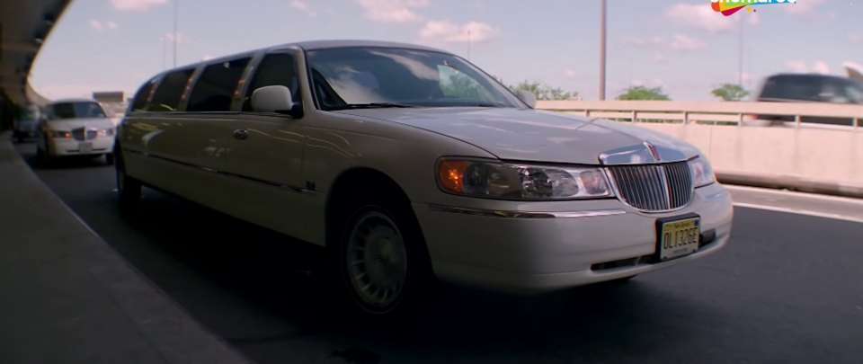 1998 Lincoln Town Car Stretched Limousine