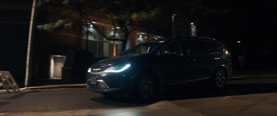 2017 Chrysler Pacifica [RU]