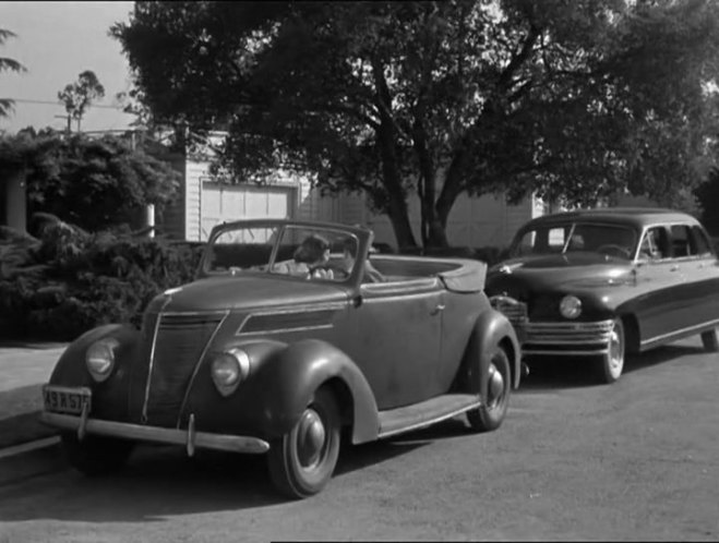 1948 Packard Super Eight 7-passenger Sedan [2222]