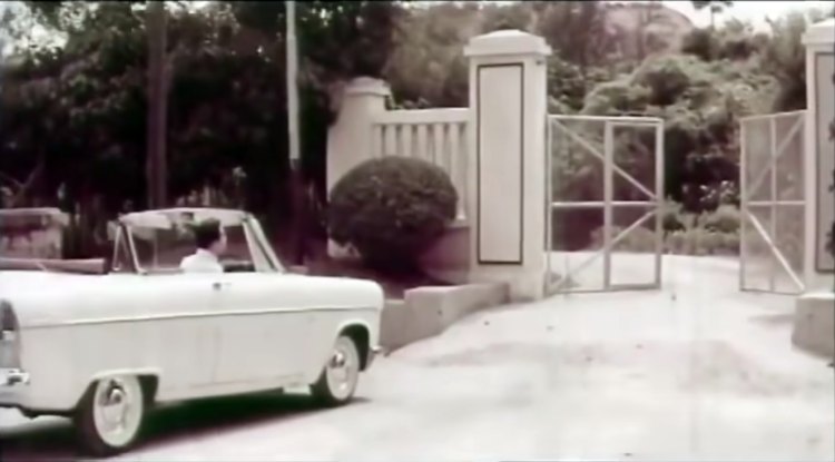 1959 Ford Zephyr Convertible by Carbodies of Coventry MkII [206E]