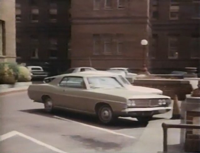 1968 Ford Galaxie 500 2-door Hardtop [65C]