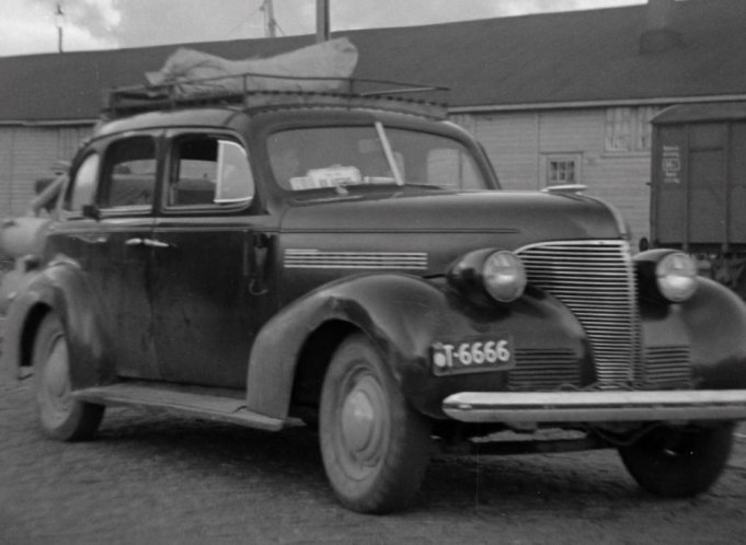 1939 Chevrolet Master 85 Sport Sedan [JB]