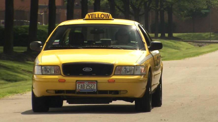 2010 Ford Crown Victoria Police Interceptor [P7B]