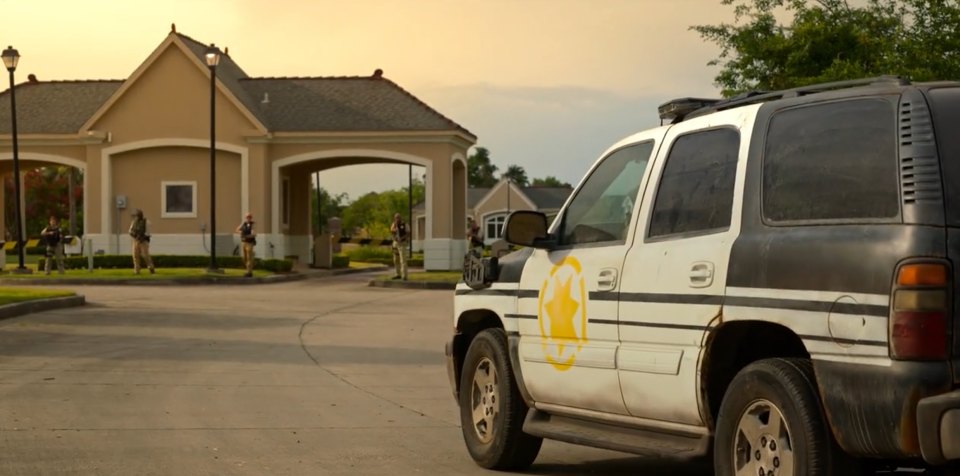 2004 Chevrolet Tahoe [GMT820]