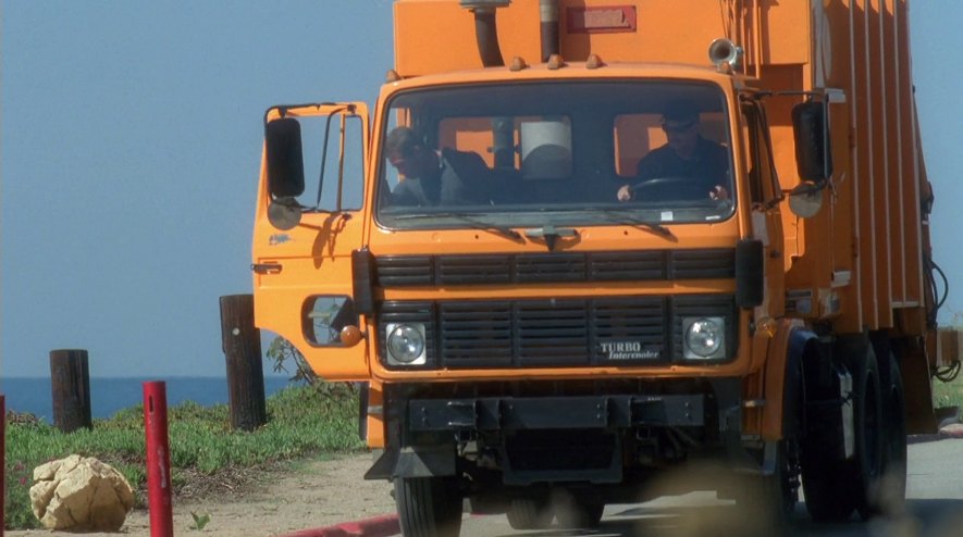 1990 Mack Mid-Liner MS Turbo Intercooler, Heil