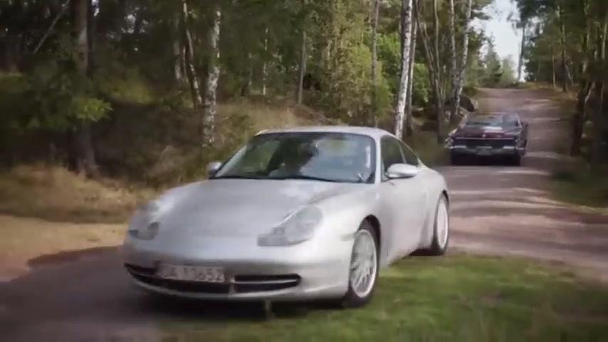 Porsche 911 Carrera [996]