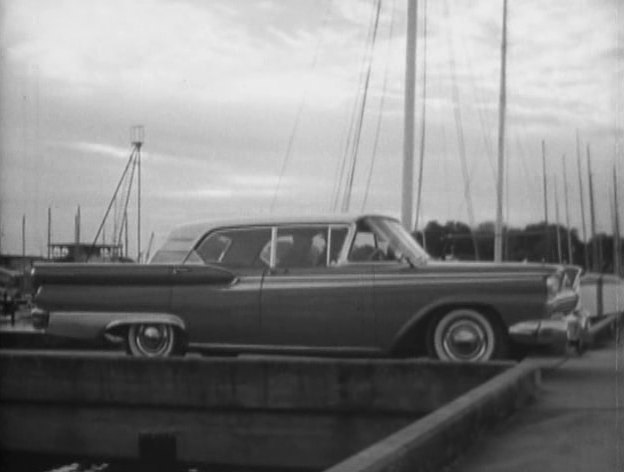 1959 Ford Fairlane 500 Galaxie Town Victoria [75A]