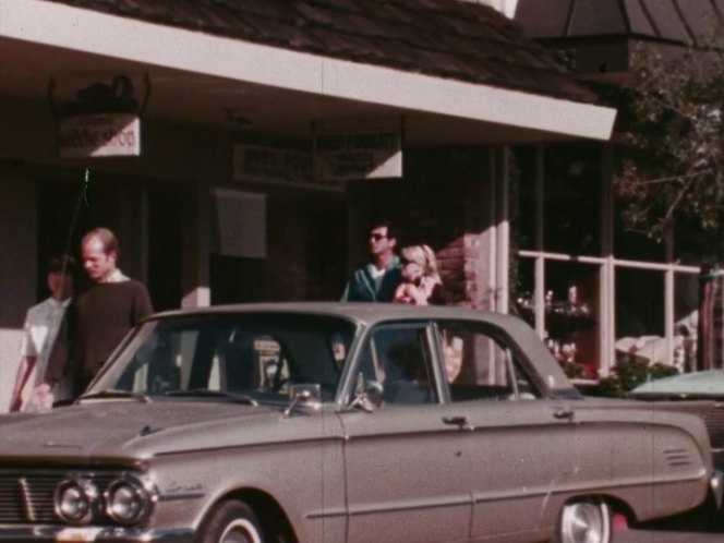 1963 Mercury Comet Custom 4-door Sedan [54B]