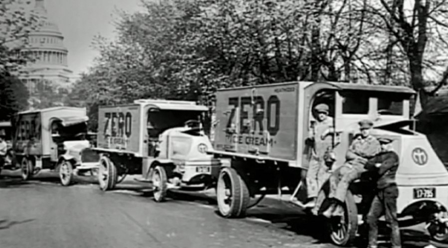 Mack AC Refrigerator Truck