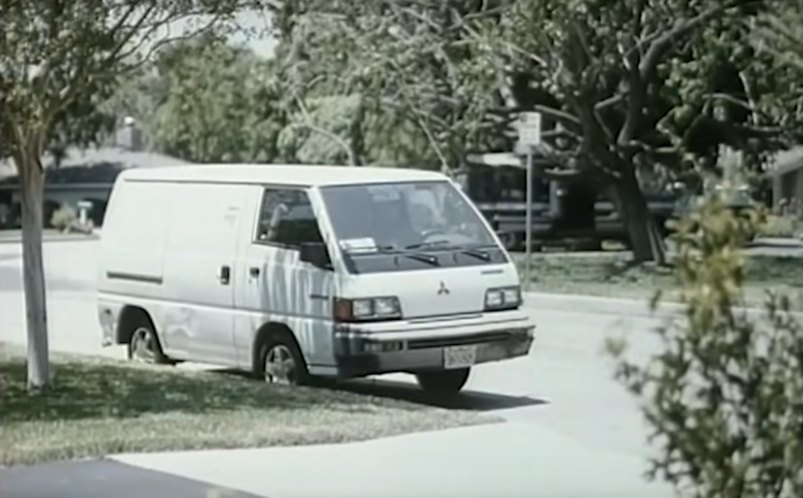 1987 Mitsubishi Van [P04V]