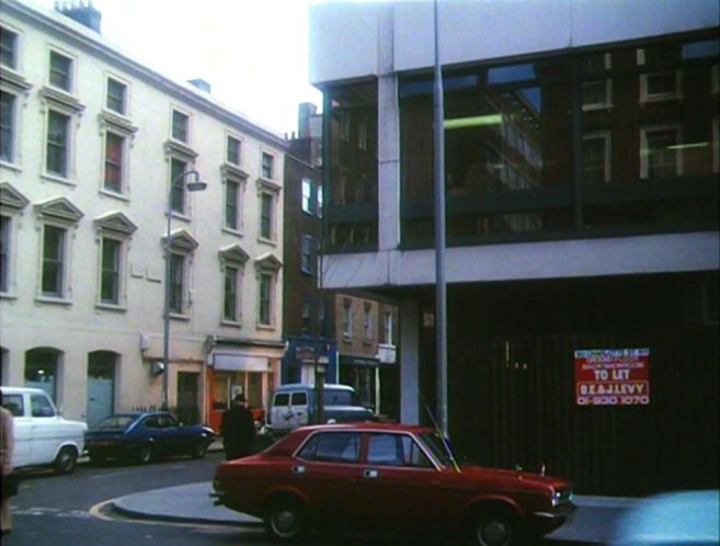 1976 Morris Marina 1.3 Deluxe MkII [ADO28]