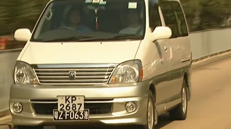 1999 Toyota Regius [XH40W]